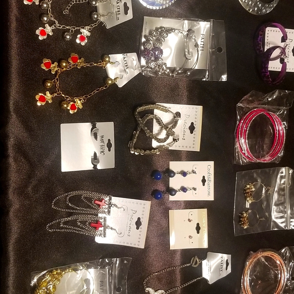 Pierced Earrings Lot 1